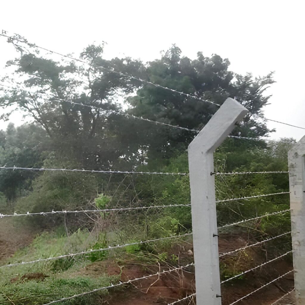 Ganapathy Wire Netting - Best Fencing Contractor – Introducing Our High-Quality Barbed Wire Fence - Fence Manufacturer